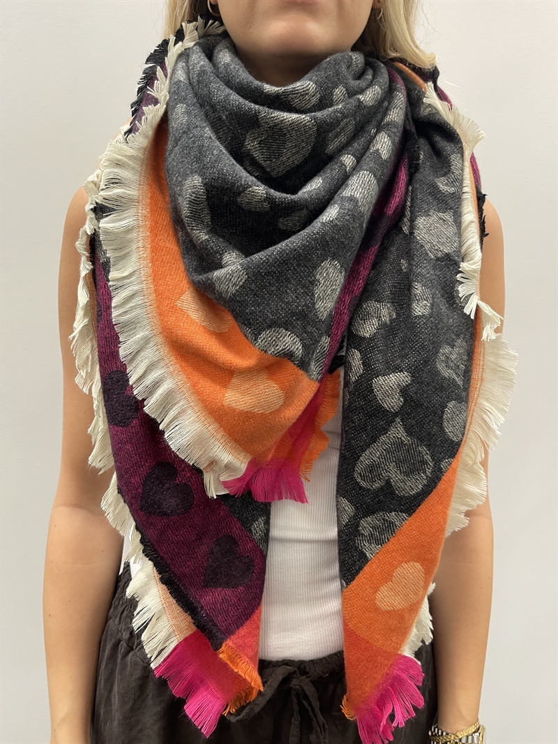 Marta Du Chateau Soraka Scarf BA-1499 Scarf Black