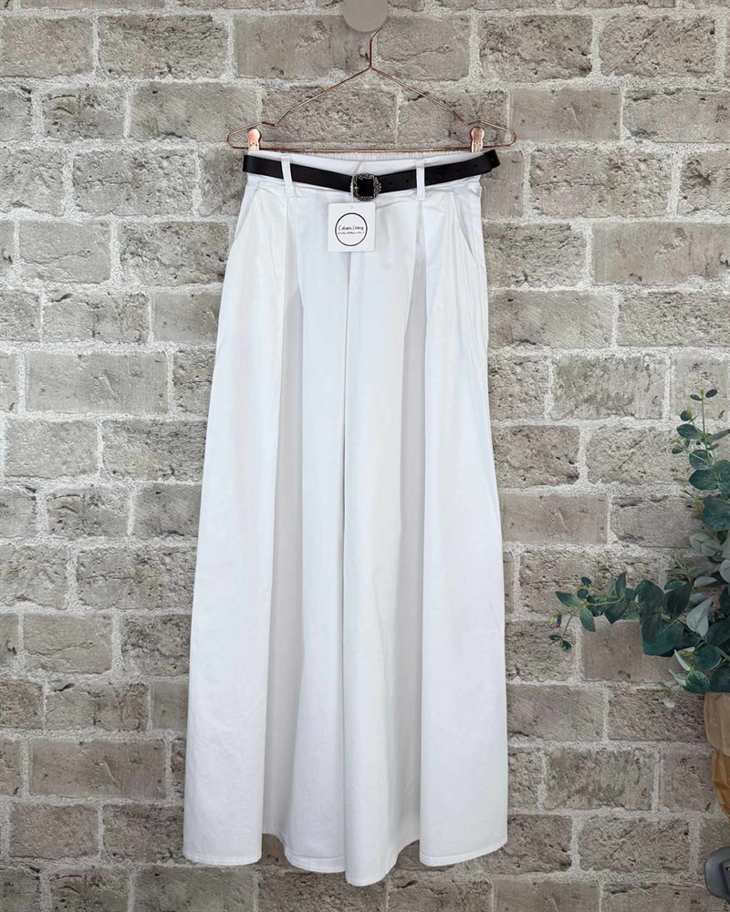 Cabana Living Frimod 824687.50 White