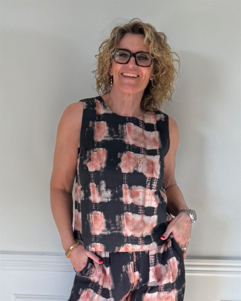 Depeche Clothing NoliaDE Sleeveless Top 100294 Rose Black Print 