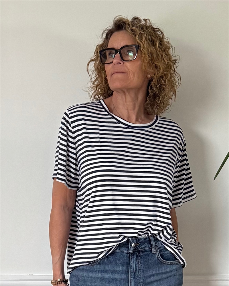 Marta Du Chateau Enrica Tee 258036 Blue Scuro Stripe T-shirt