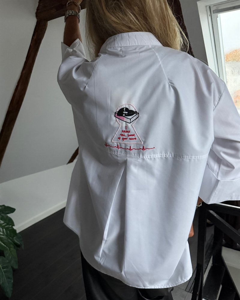 WAUW Luna shirt heart Paper White