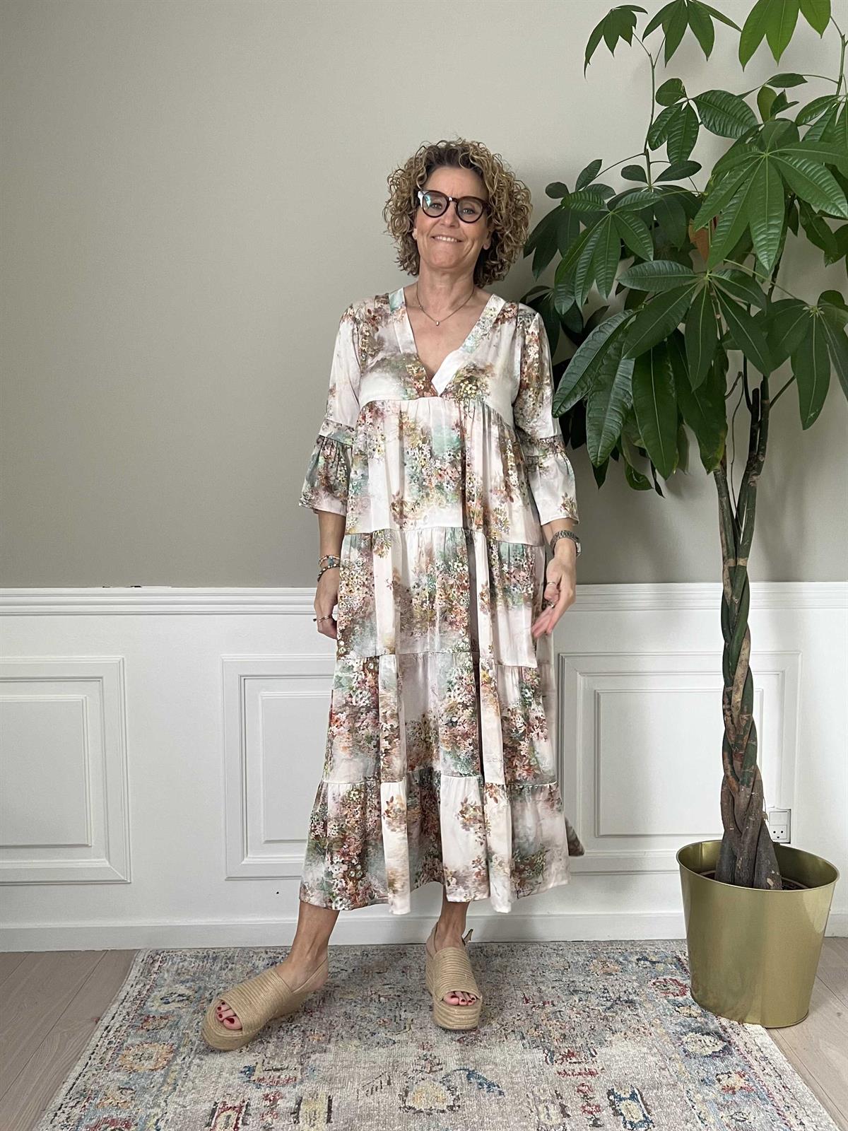 Mary Diskriminere Muskuløs Design By Laerke Lang kjole blomstret