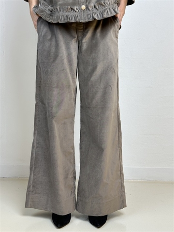 GASPAR Denver Velvet Pant 2510912 SAND 〖 PRE-ORDRE〗KOMMER I DECEMBER